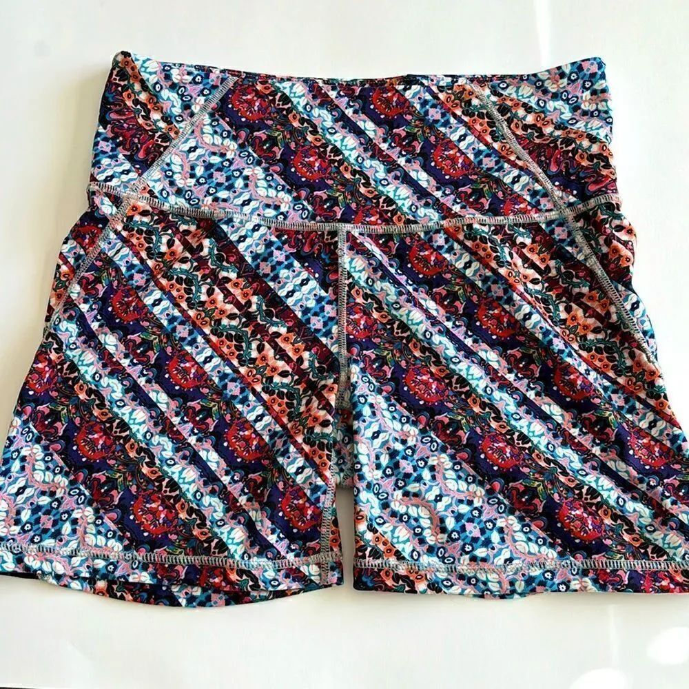 Athleta Floral Shorts Size Small